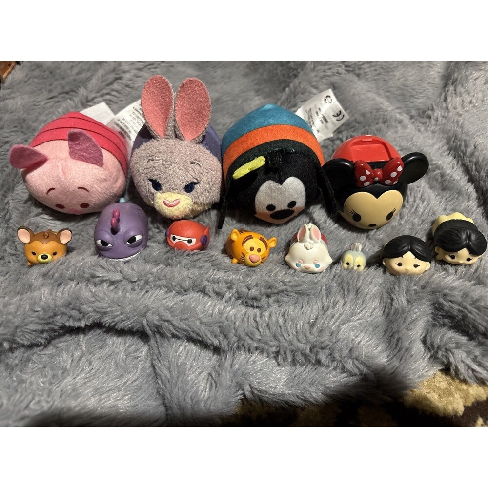 Mixed Lot Of 12 Disney Tsum Tsum 3” Plush And Tiny Hard Plastic Figures Mulan